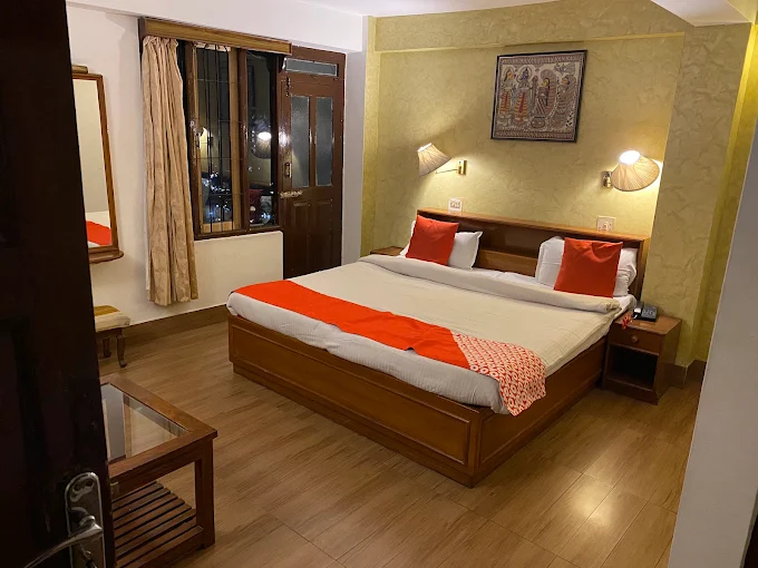 Room interior view 7