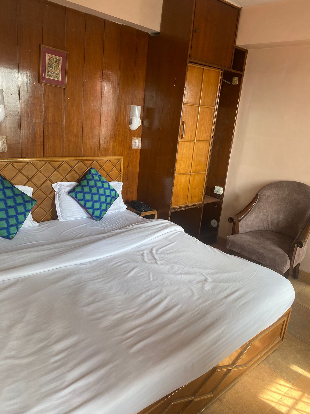 Room interior view 7