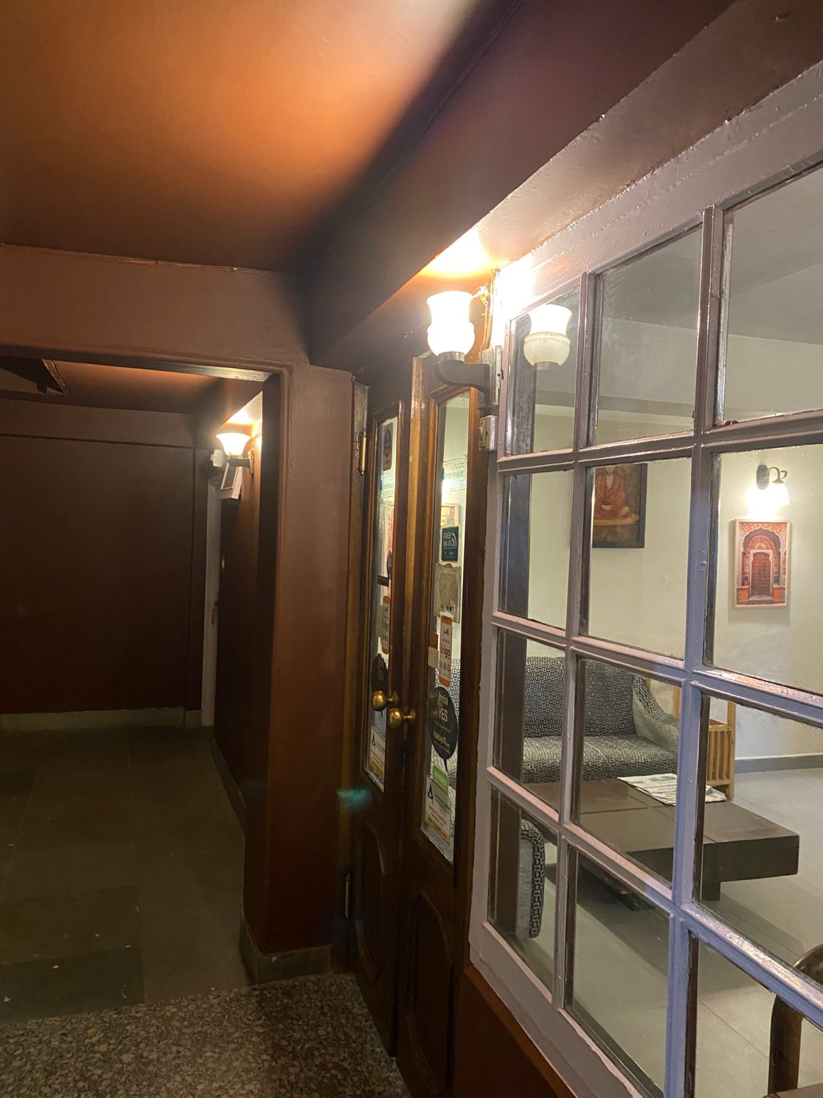 Room interior view 7
